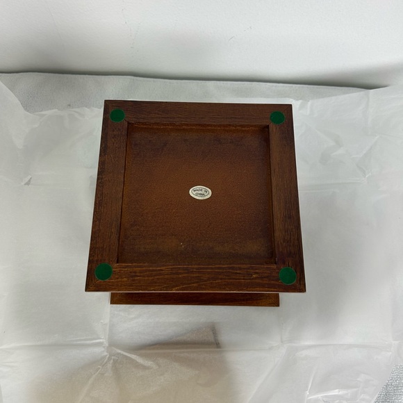 Avon  NOS VTG 2003 Thomas Kinkade Gazebo Garden of Prayer Mirrored Jewelry Box - Picture 6 of 13